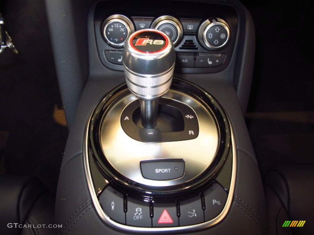 2014 Audi R8 Coupe V10 7 Speed Audi S tronic dual-clutch Automatic Transmission Photo #90127504
