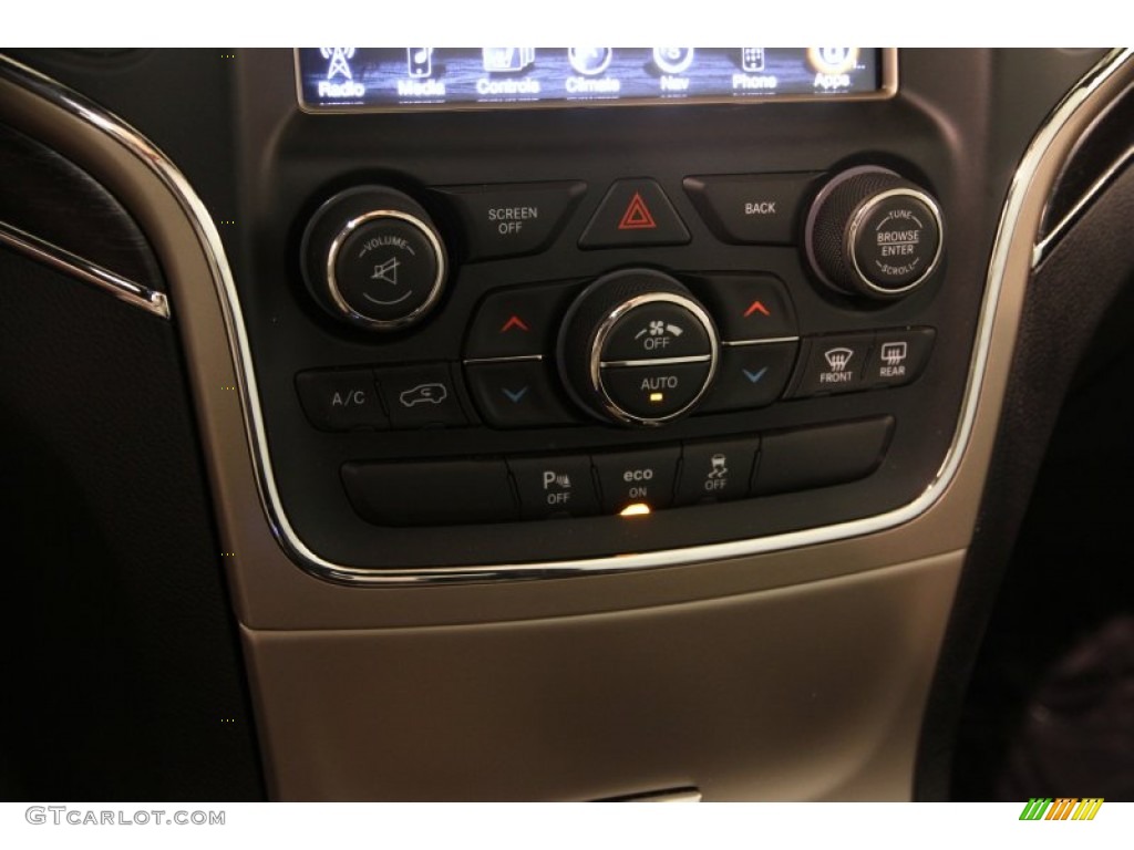 2014 Jeep Grand Cherokee Limited 4x4 Controls Photo #90130555