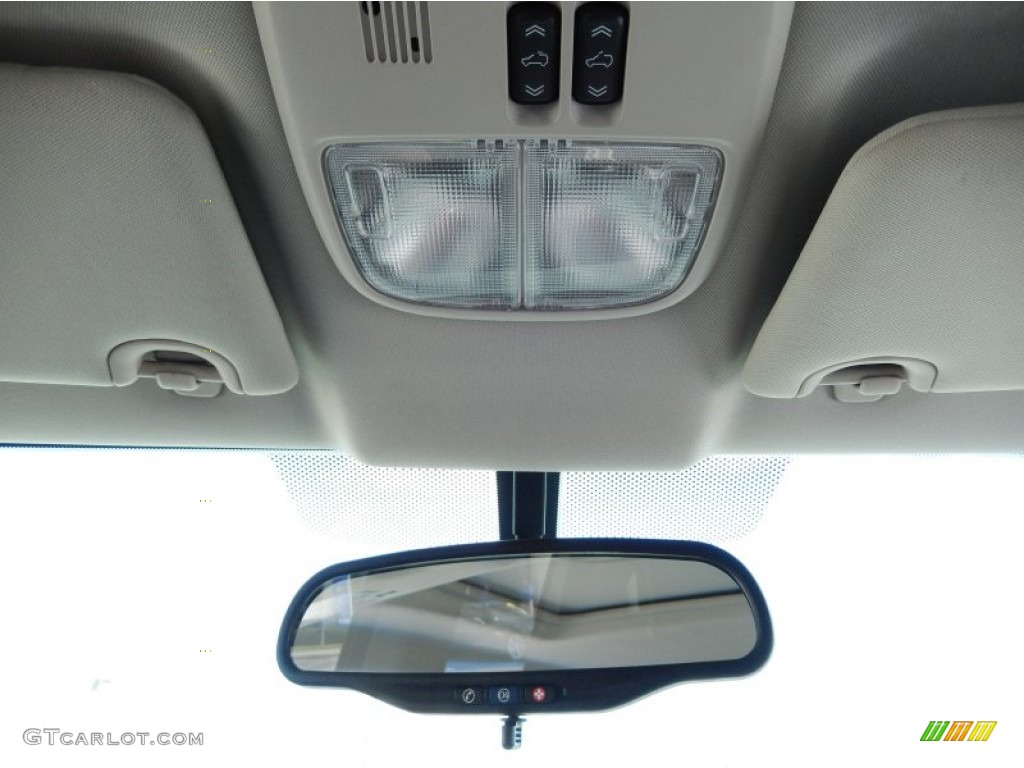 2009 HHR LT - Dark Gray Metallic / Gray photo #25