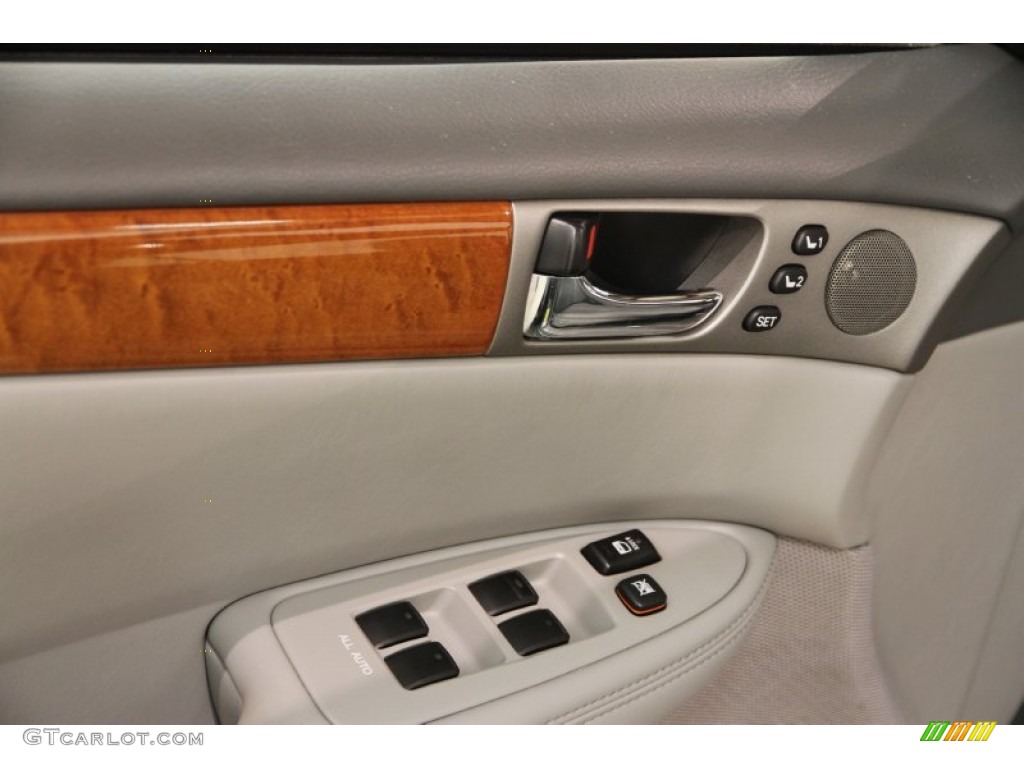 2005 Lexus ES 330 Controls Photo #90131695