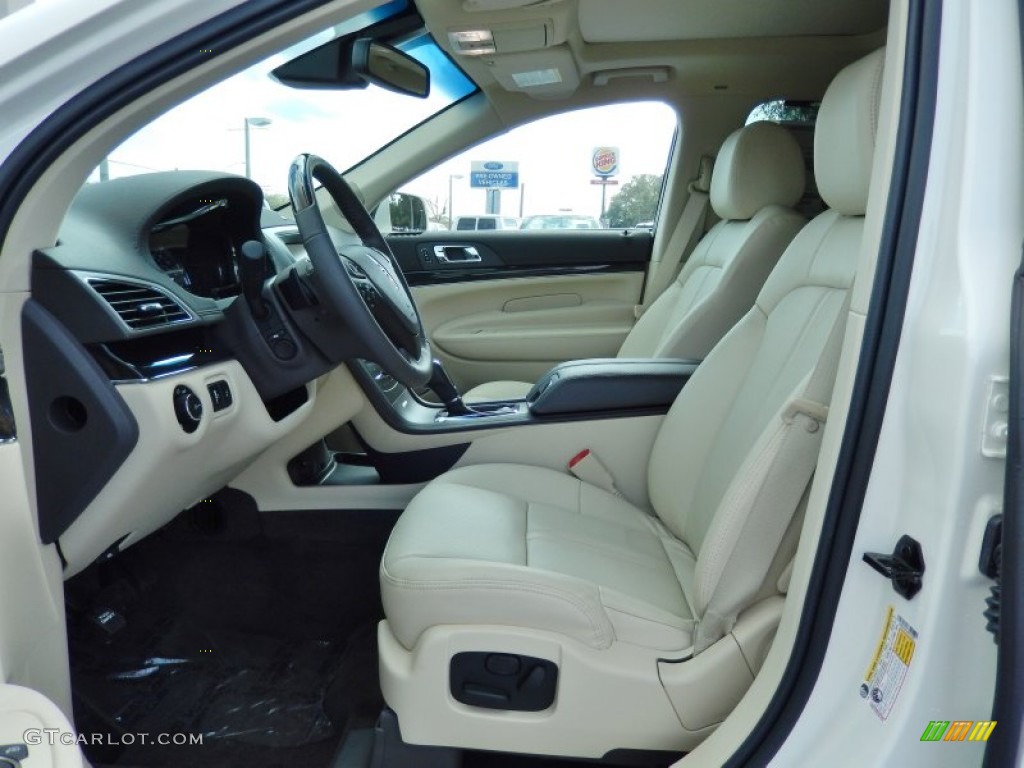 2014 Lincoln MKT EcoBoost AWD Front Seat Photo #90132025
