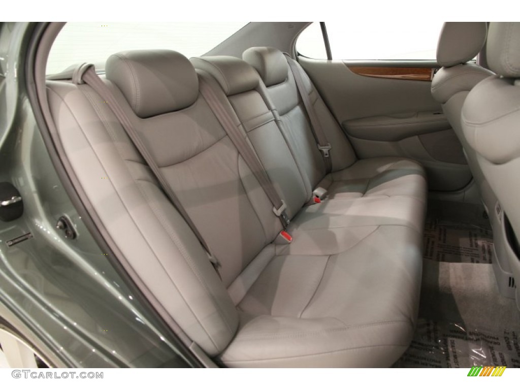 2005 Lexus ES 330 Rear Seat Photo #90132448