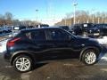Sapphire Black - Juke S Photo No. 21
