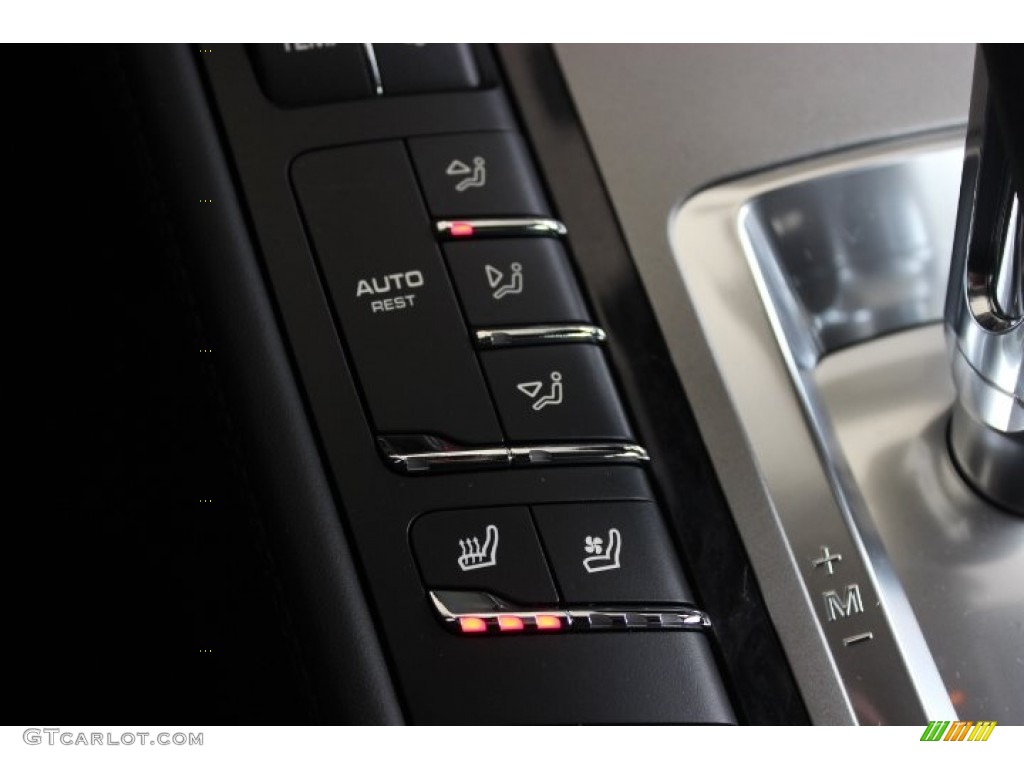 2014 Porsche Panamera Turbo Controls Photo #90139345