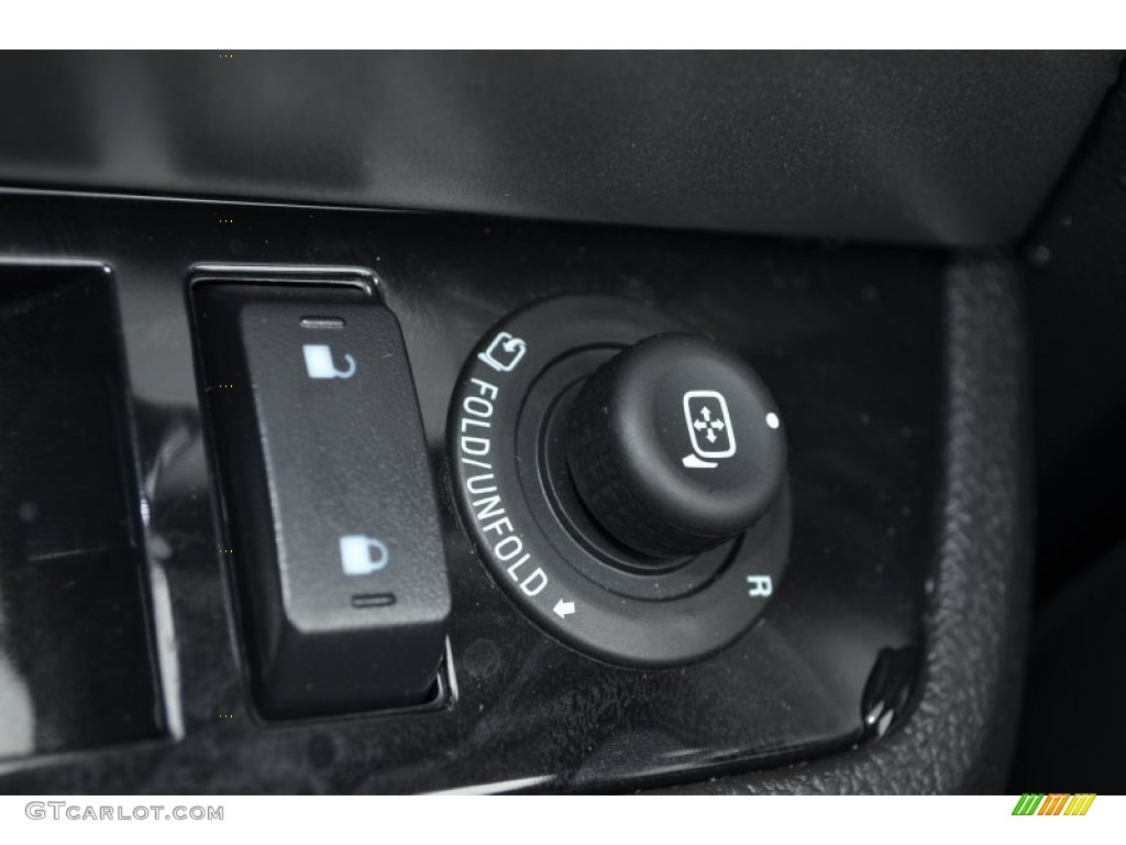 2014 Ford Expedition EL Limited 4x4 Controls Photos