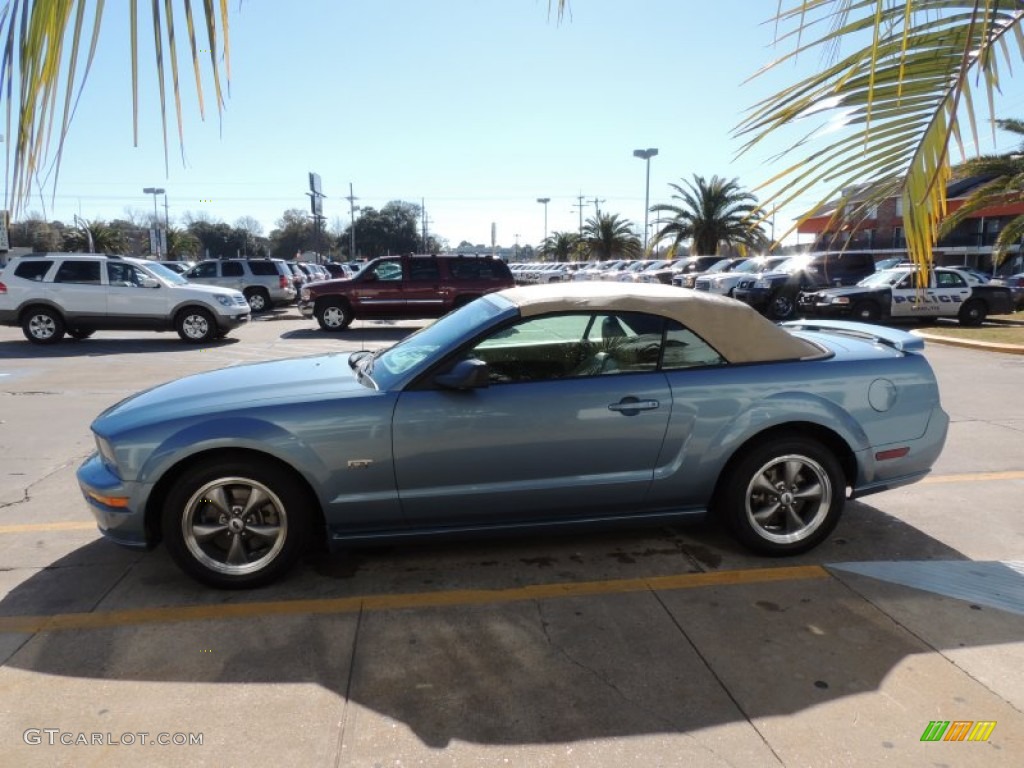 2006 Mustang GT Premium Convertible - Windveil Blue Metallic / Light Parchment photo #4