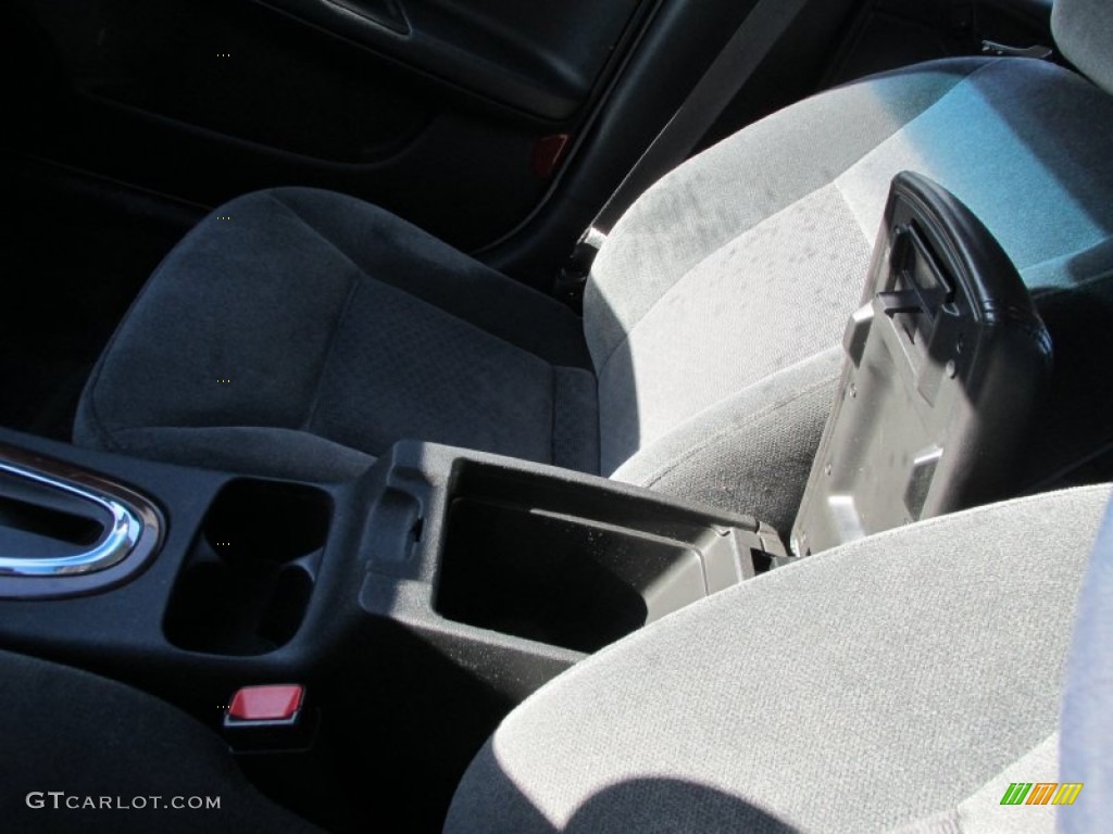 2010 Impala LS - Summit White / Gray photo #17