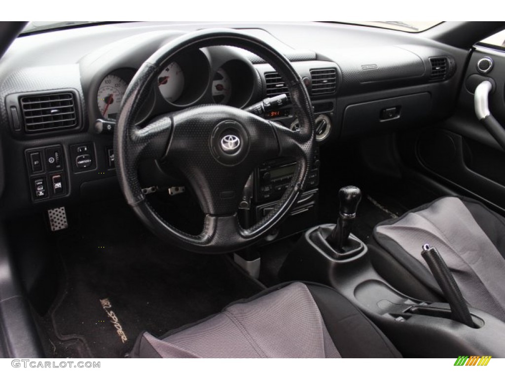 Black Interior 2005 Toyota MR2 Spyder Roadster Photo #90158032