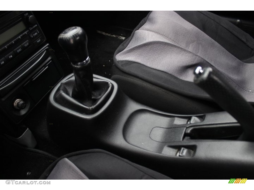 2005 MR2 Spyder Roadster - Black / Black photo #11