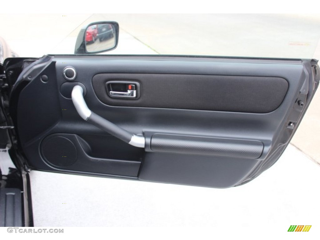 2005 Toyota MR2 Spyder Roadster Door Panel Photos