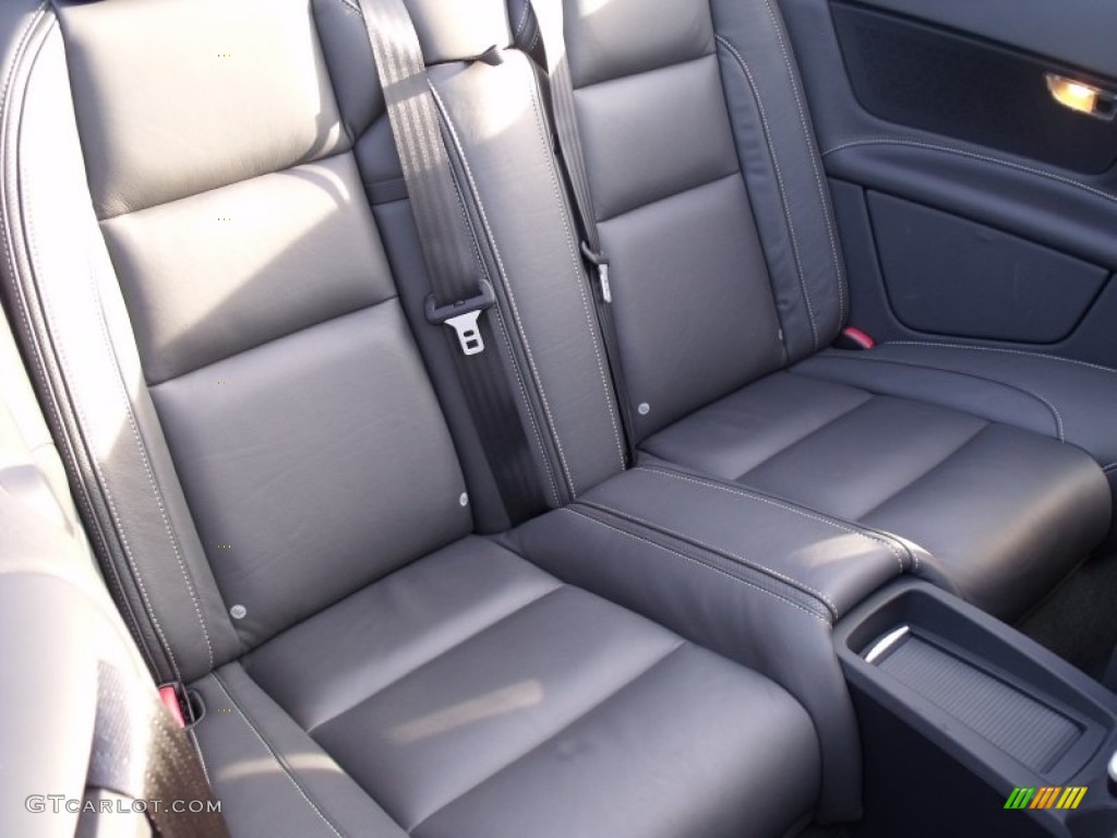 2011 C70 T5 - Electric Silver Metallic / Soverign Hide Off Black Leather/Off Black photo #13