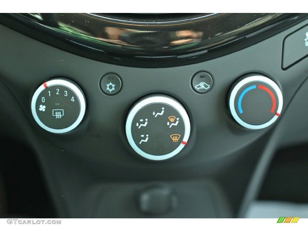 2014 Chevrolet Spark LT Controls Photo #90163669