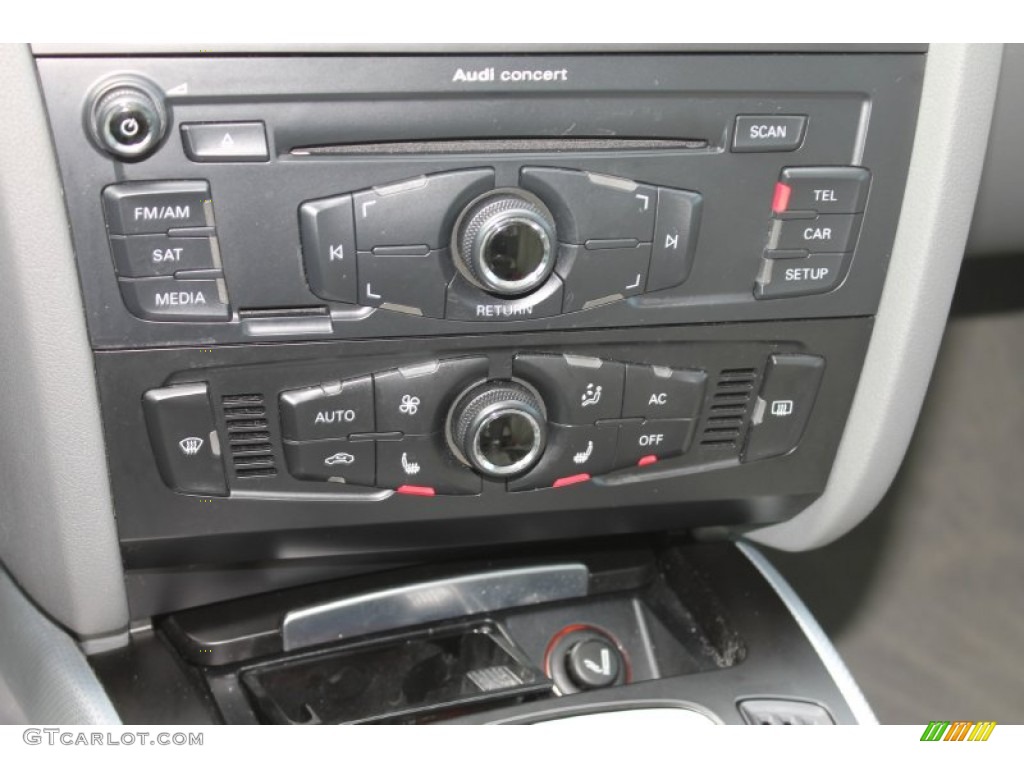 2009 A4 2.0T Premium quattro Sedan - Aruba Blue Pearl Effect / Light Grey photo #21