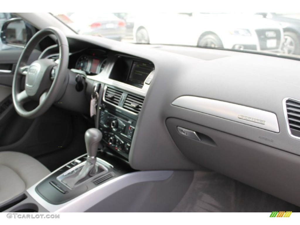 2009 A4 2.0T Premium quattro Sedan - Aruba Blue Pearl Effect / Light Grey photo #32