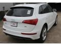 Ibis White - Q5 3.2 FSI quattro Photo No. 9