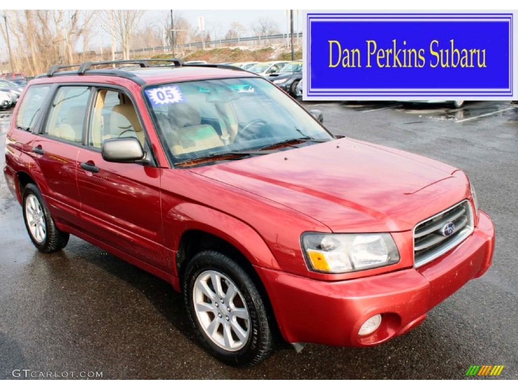 2005 Forester 2.5 XS - Cayenne Red Pearl / Beige photo #1