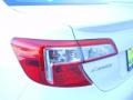 2014 Super White Toyota Camry SE  photo #13