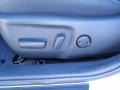2014 Super White Toyota Camry SE  photo #27