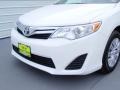 Super White - Camry LE Photo No. 10