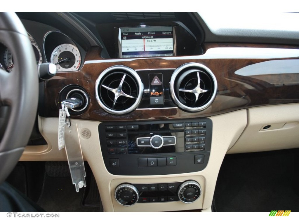 2013 Mercedes-Benz GLK 350 4Matic Controls Photos