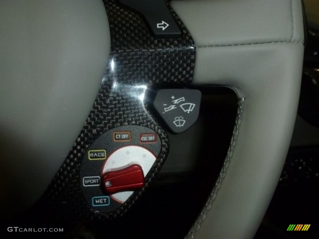 2014 Ferrari 458 Italia Controls Photo #90176590