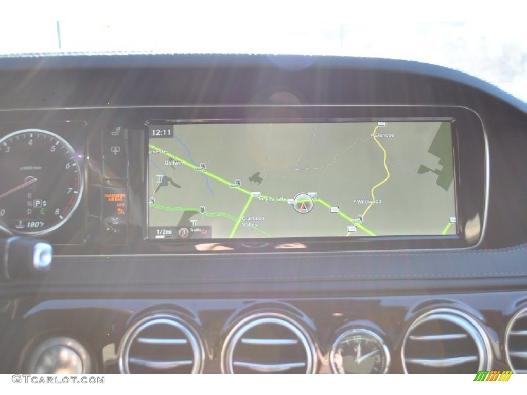 2014 Mercedes-Benz S 550 4MATIC Sedan Navigation Photos