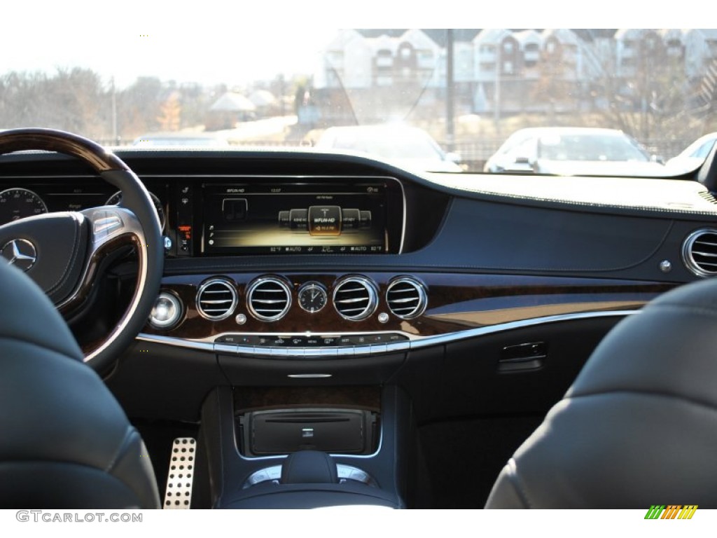 2014 Mercedes-Benz S 550 4MATIC Sedan Dashboard Photos