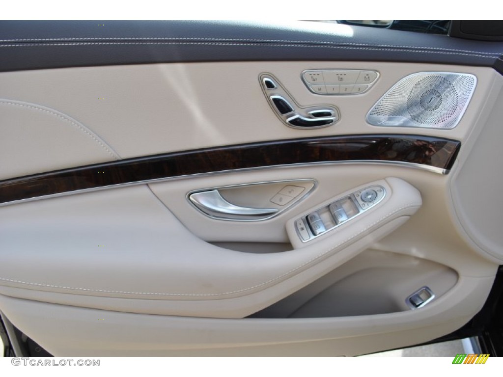 2014 Mercedes-Benz S 550 Sedan Silk Beige/Espresso Brown Door Panel Photo #90177859