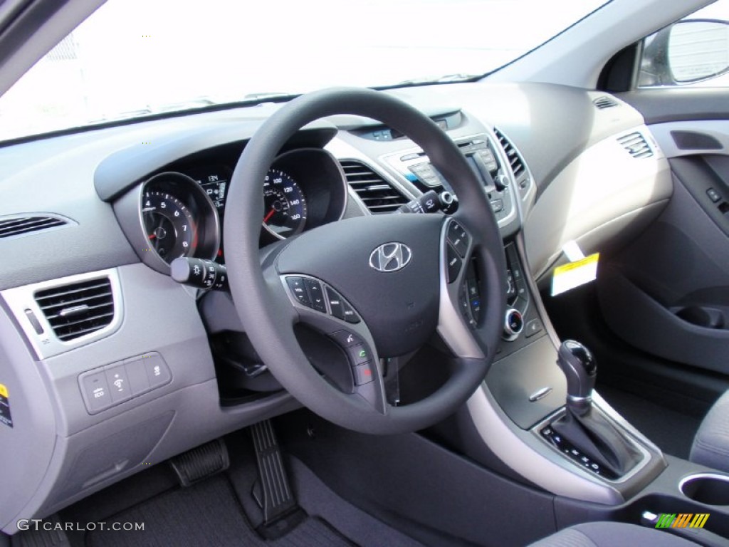 2014 Elantra SE Sedan - Gray / Gray photo #24