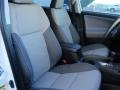 Super White - RAV4 XLE Photo No. 19