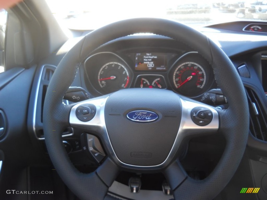 2014 Ford Focus ST Hatchback ST Charcoal Black Recaro Sport Seats Steering Wheel Photo #90180367
