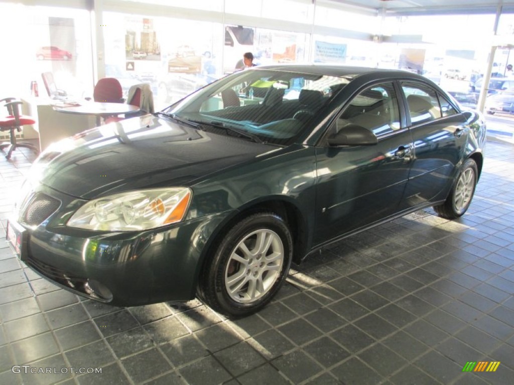 2006 G6 Sedan - Emerald Green Metallic / Ebony photo #3