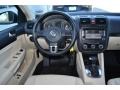 Black - Jetta SE Sedan Photo No. 15