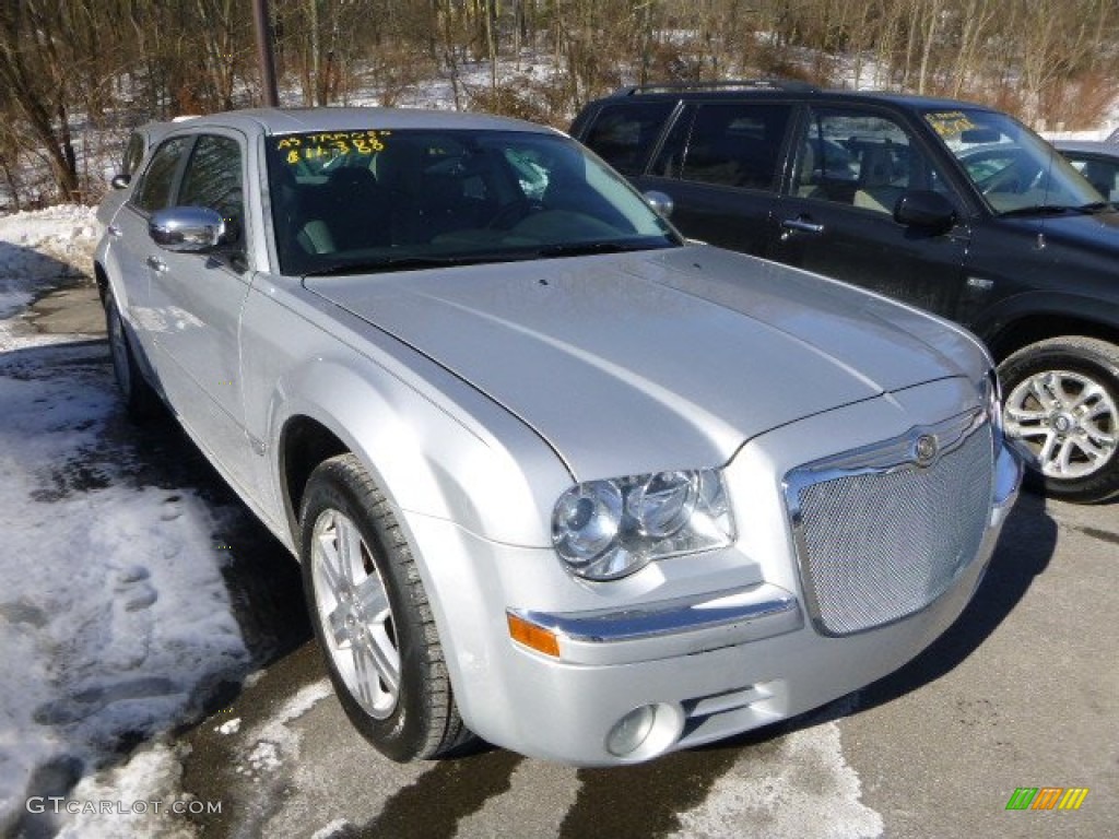 Bright Silver Metallic 2005 Chrysler 300 C HEMI AWD Exterior Photo #90183505