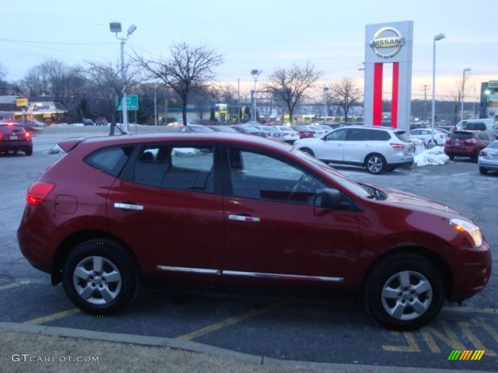 2011 Rogue S AWD - Cayenne Red / Black photo #4