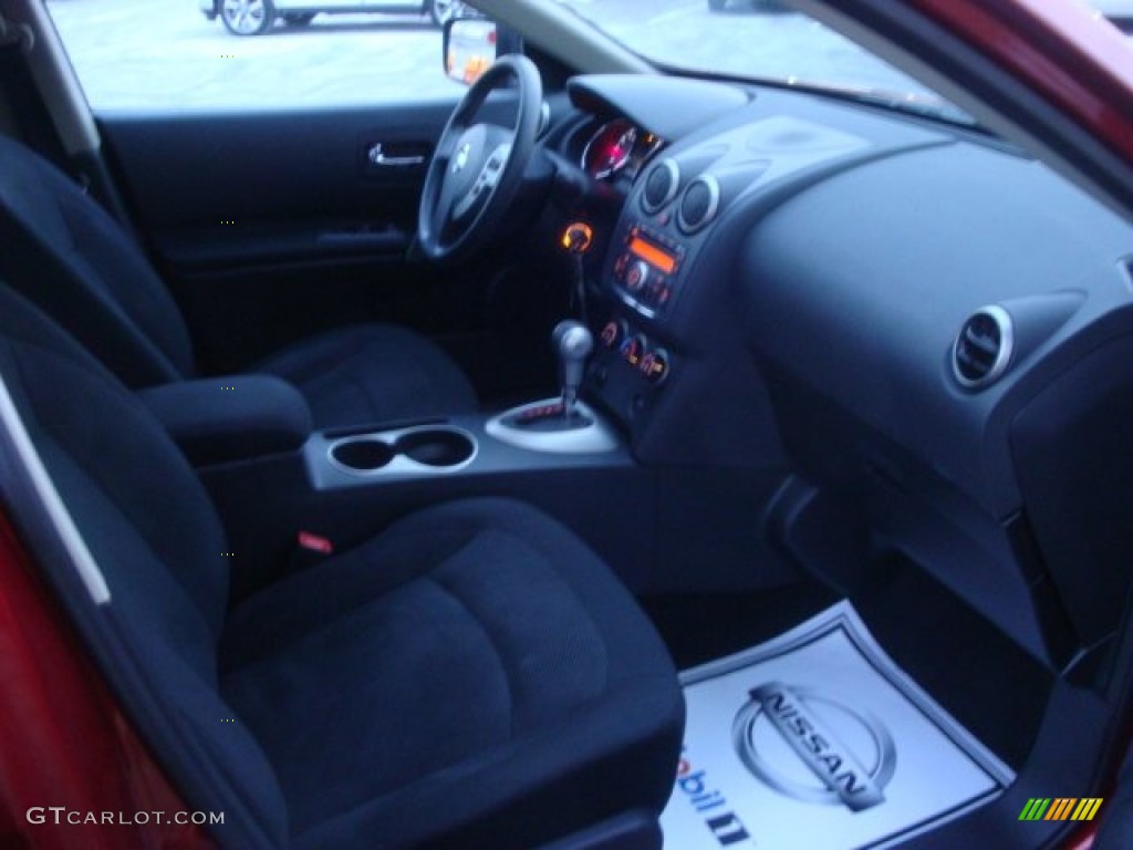 2011 Rogue S AWD - Cayenne Red / Black photo #16