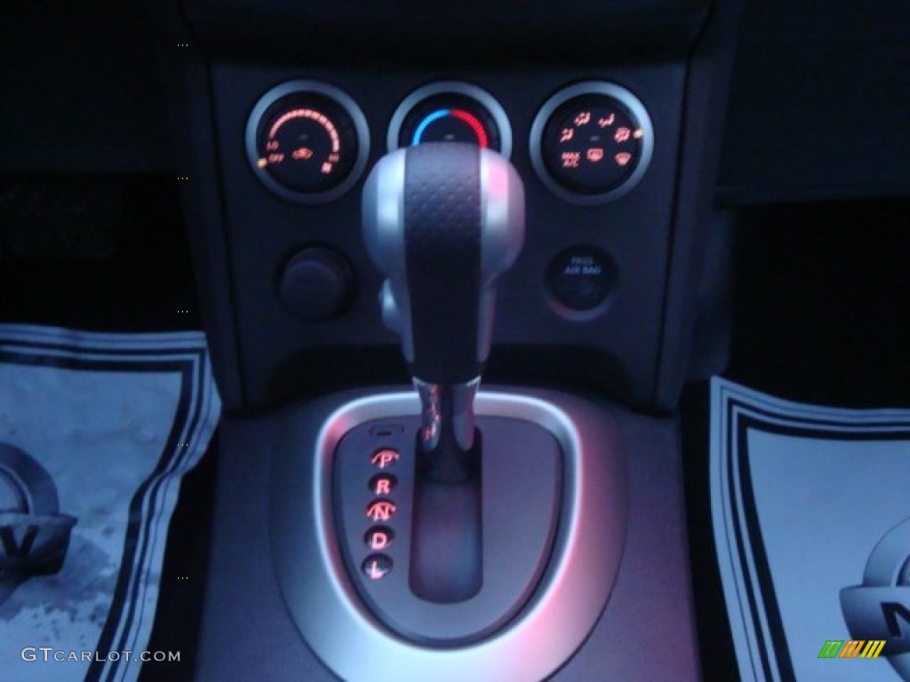 2011 Rogue S AWD - Cayenne Red / Black photo #22