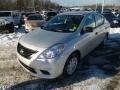 Brilliant Silver Metallic - Versa 1.6 S Sedan Photo No. 3