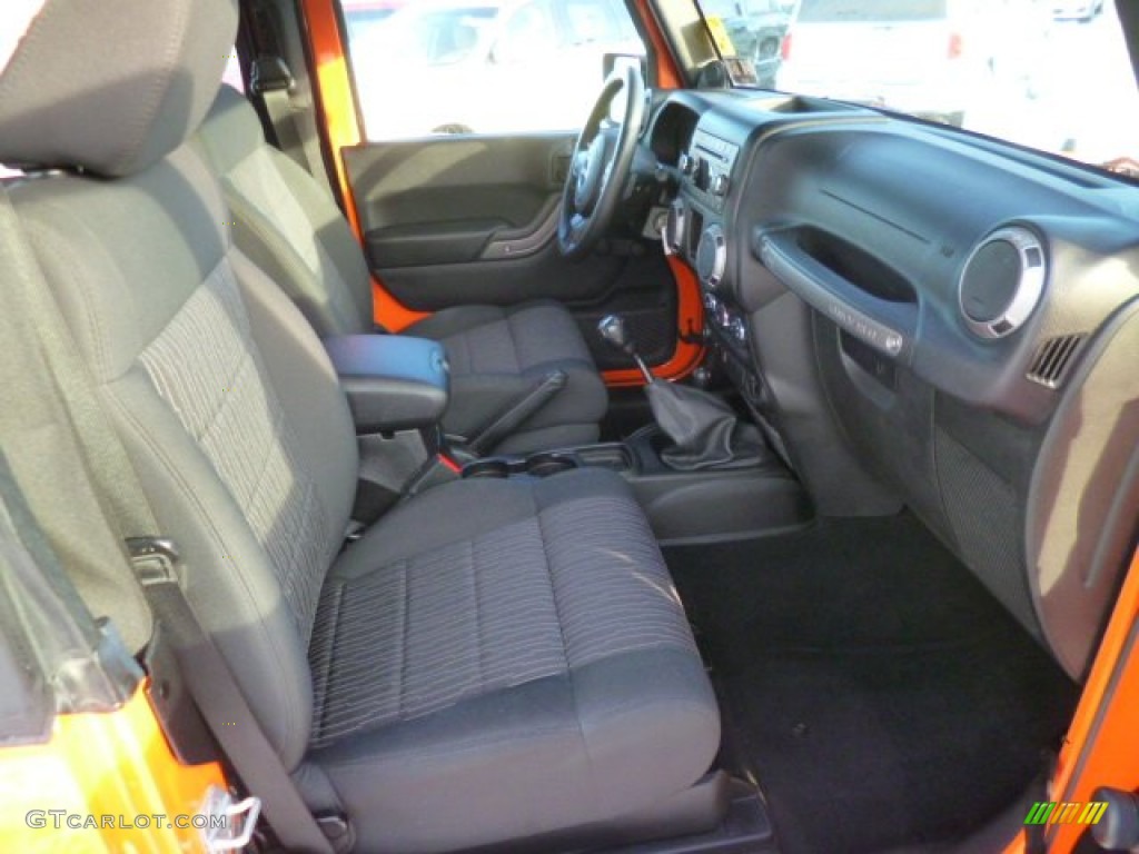 2012 Wrangler Sport 4x4 - Crush Orange / Black photo #4
