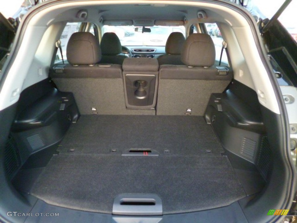 2014 Nissan Rogue S AWD Trunk Photo #90188703