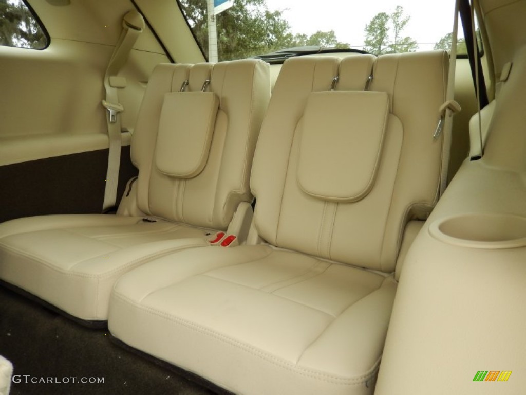 2014 Lincoln MKT EcoBoost AWD Rear Seat Photo #90190160