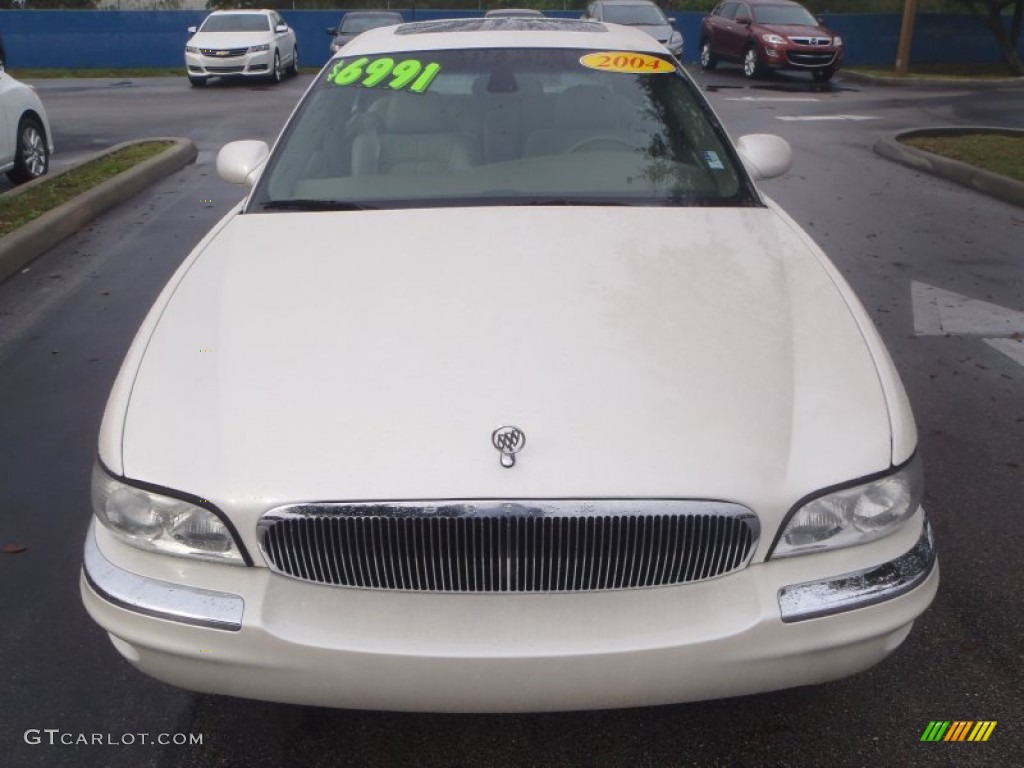 2004 Park Avenue  - White Diamond Pearl / Light Cashmere photo #2