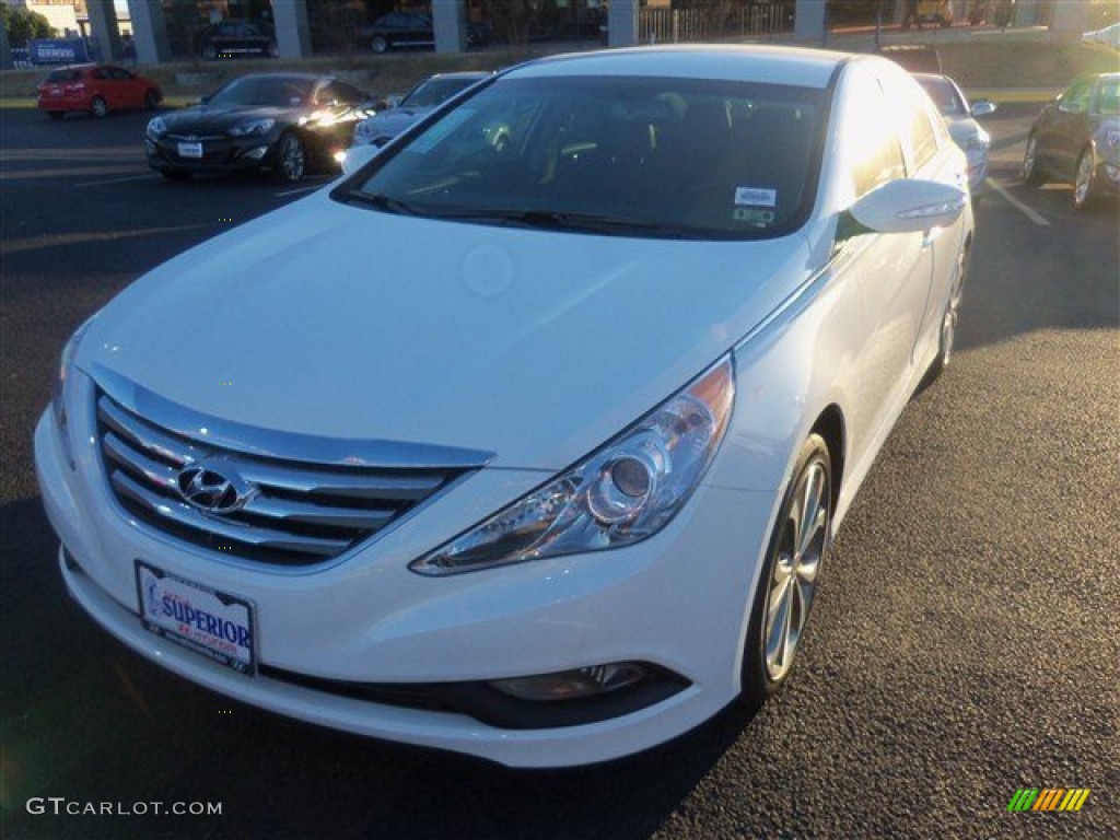 2014 Sonata SE - Pearl White / Black photo #1