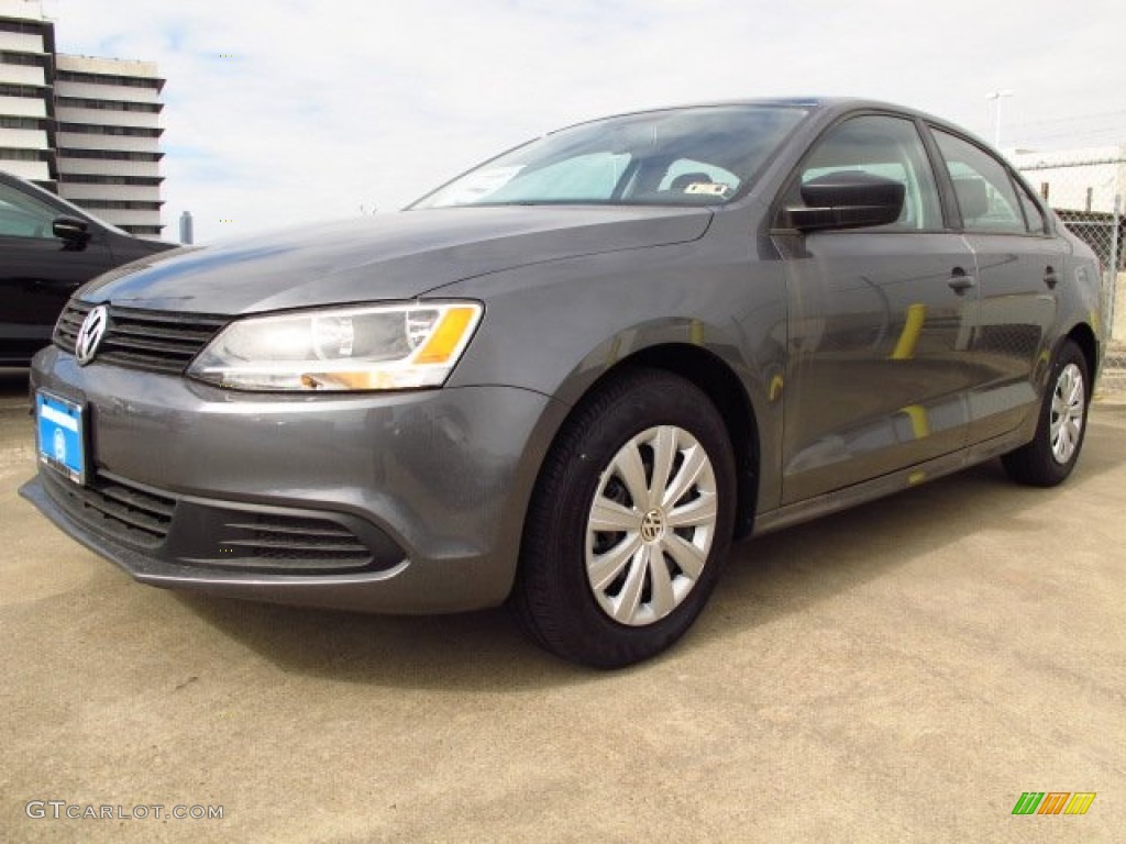 2014 Jetta S Sedan - Platinum Gray Metallic / Titan Black photo #3