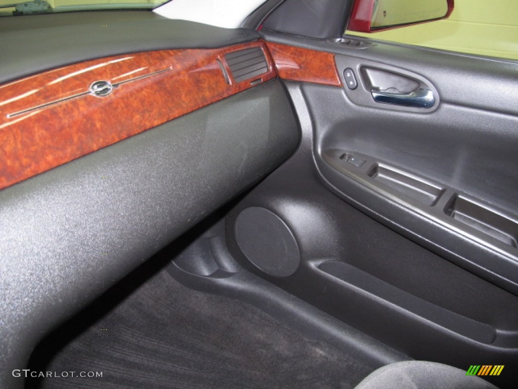 2006 Impala LT - Sport Red Metallic / Ebony Black photo #27