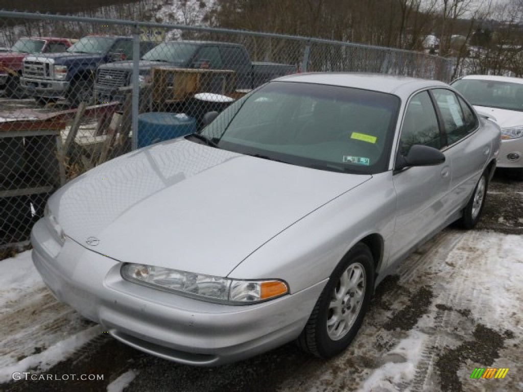 Sterling Metallic 2001 Oldsmobile Intrigue GX Exterior Photo #90198194