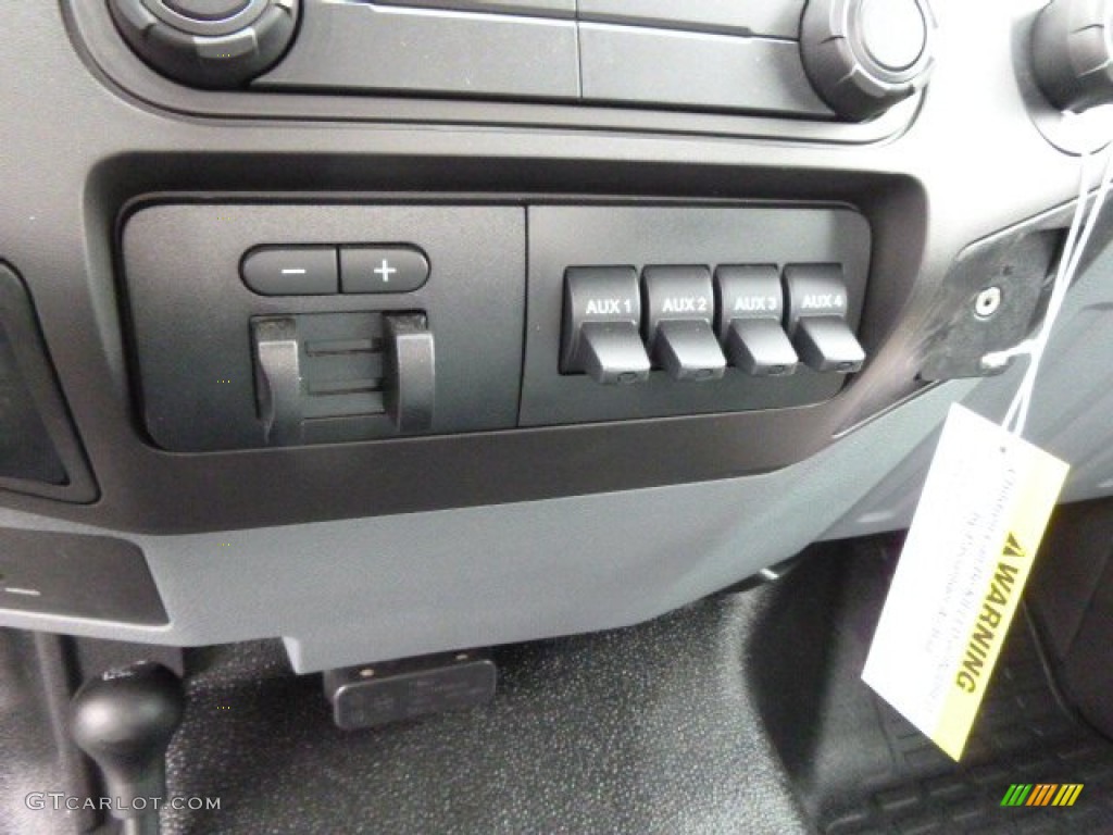 2014 Ford F450 Super Duty XL Regular Cab 4x4 Dump Truck Controls Photo #90200831