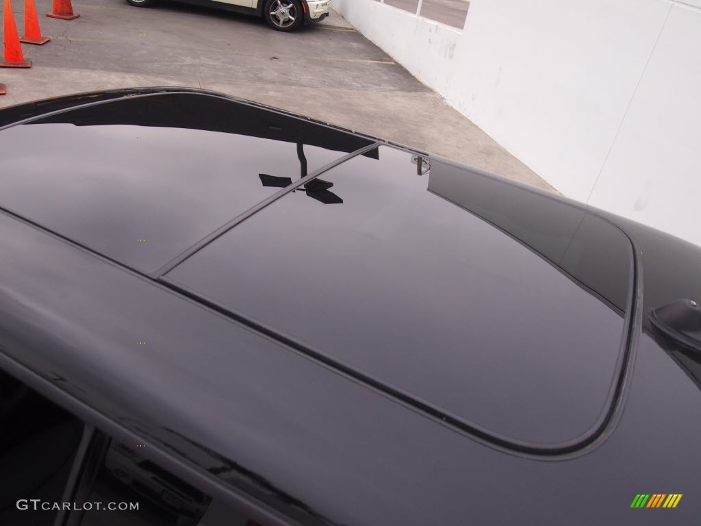 2011 Cooper Hardtop - Interchange Yellow / Carbon Black photo #11