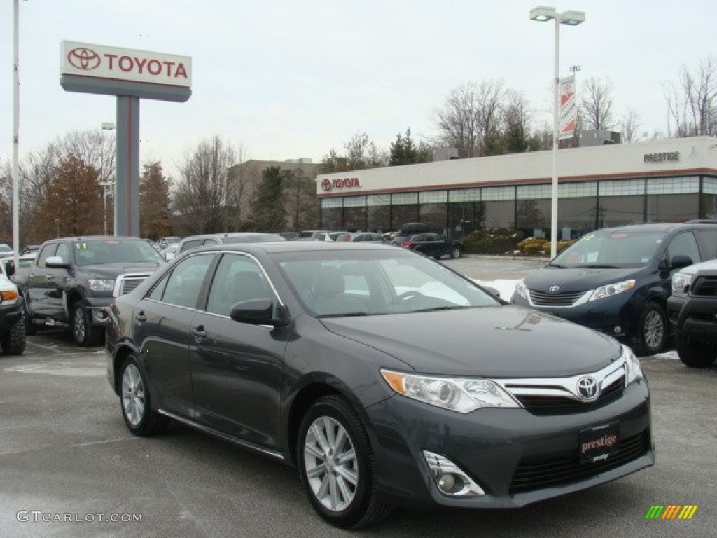 2013 Camry XLE - Magnetic Gray Metallic / Ash photo #1