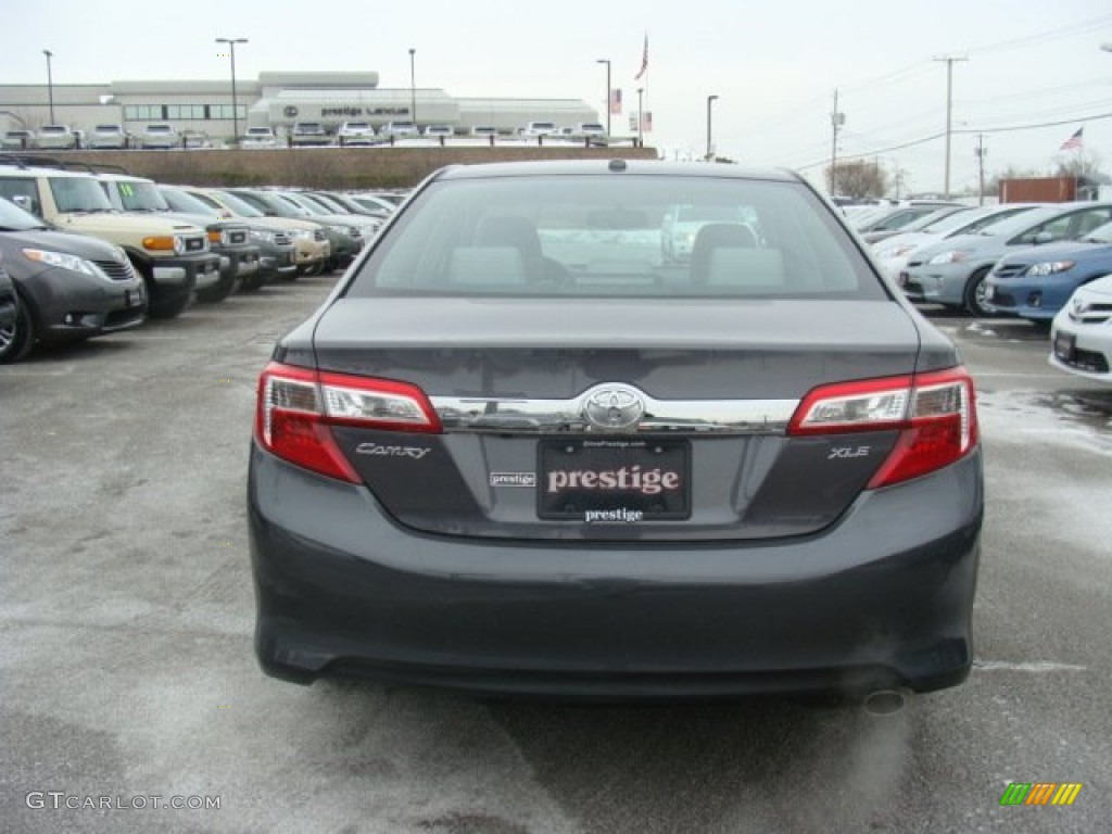 2013 Camry XLE - Magnetic Gray Metallic / Ash photo #5